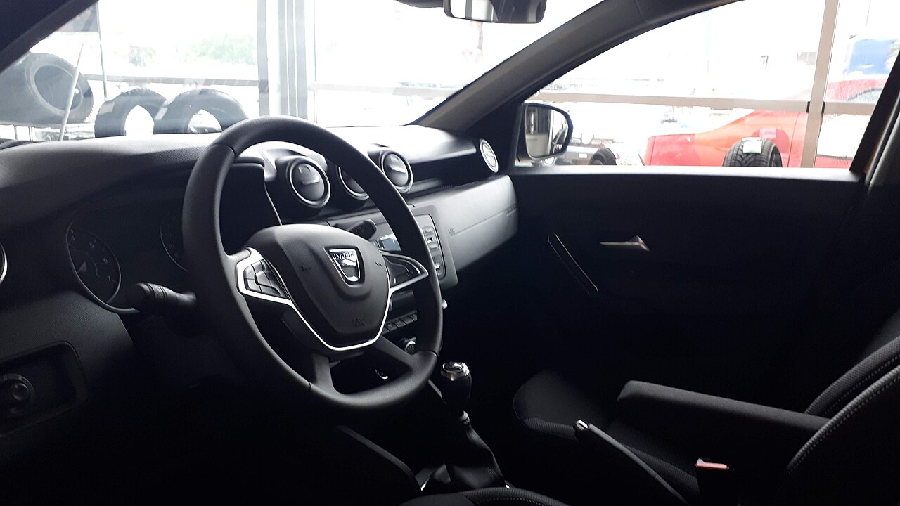 Dacia Duster Mk2 - Interior View.jpg