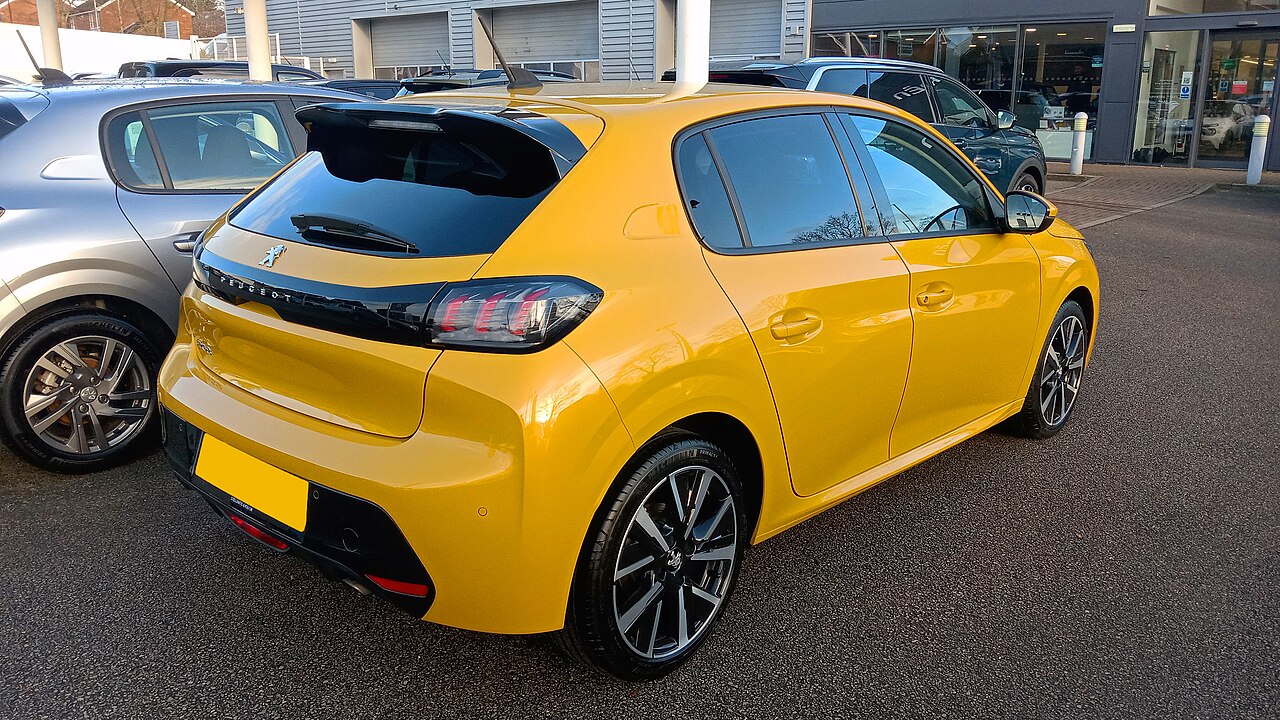 2021 Peugeot 208 1.2 PureTech 100 Allure (Rear).jpg
